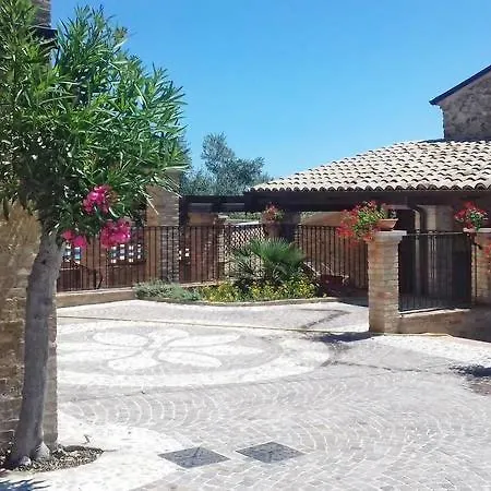 بيت للعطل Borgo Agrituristico Il Pino - Maiella House