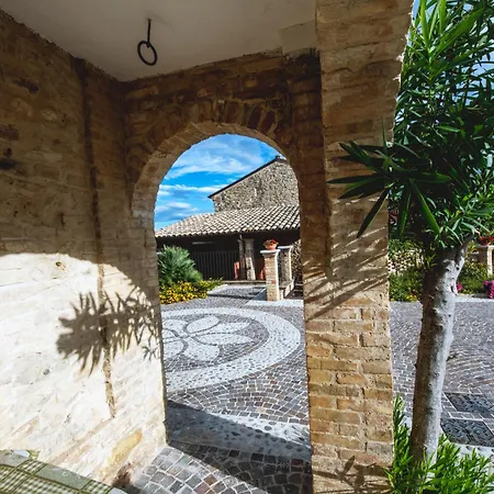 Borgo Agrituristico Il Pino - Maiella House بيت للعطل