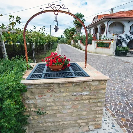 Semesterbostad Borgo Agrituristico Il Pino - Maiella House Crecchio