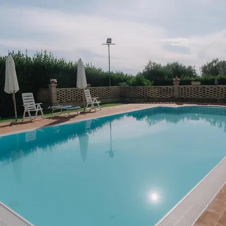 Borgo Agrituristico Il Pino - Maiella House بيت للعطل Crecchio